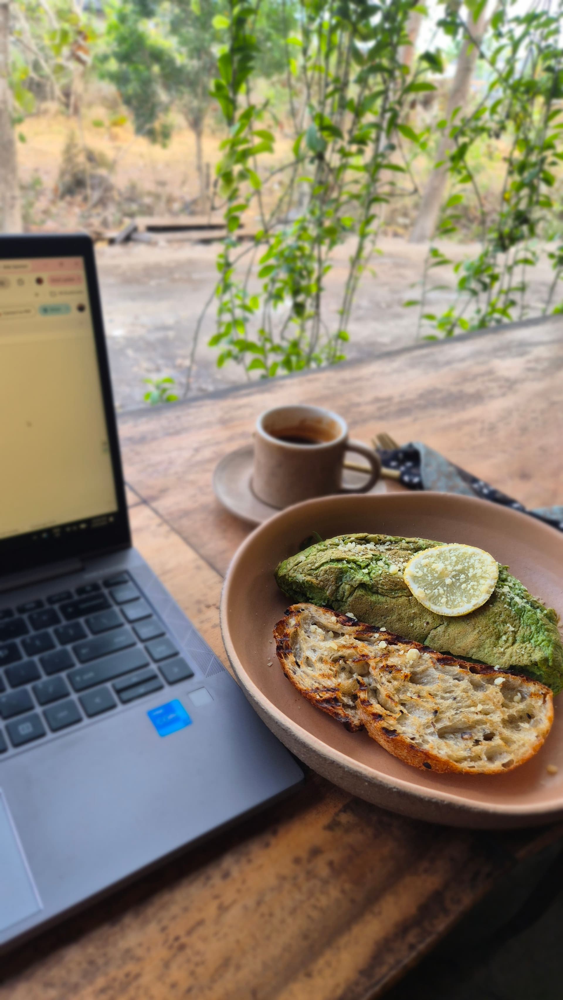Breakfast in the jungle